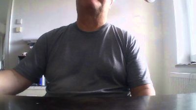 tikolo — 在 cam4 直播的网络摄像头模特