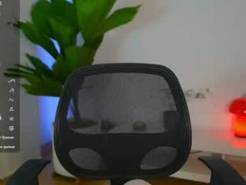 mmmayra_0x — Chaturbate stream photo (Aug 2026)