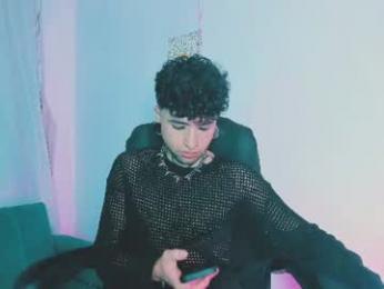 _baterchatur — 在 chaturbate 直播的网络摄像头模特
