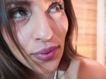 Reeyasimos — Bongacams stream photo (Jun 2026)