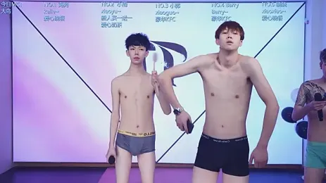 Apex-Yboy — 在 stripchat 直播的网络摄像头模特