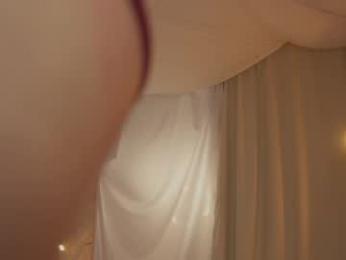 sunny_maria — Chaturbate stream photo (Apr 2026)