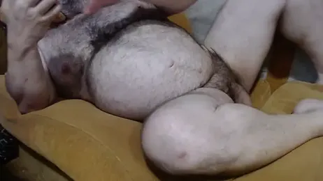 mikeyhotbear — 在 stripchat 直播的网络摄像头模特