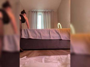 -Kami- — 在 bongacams 直播的网络摄像头模特