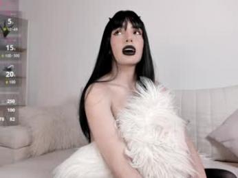 kittyskirtt — Chaturbate stream photo (Apr 2026)