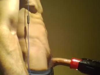 girlscumwithme33 — Chaturbate stream photo (May 2026)