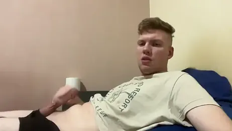 sexybooii6968 — 在 stripchat 直播的网络摄像头模特