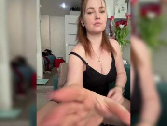 Katniss_K — 在 bongacams 直播的网络摄像头模特