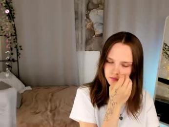 lisaluve — Chaturbate stream photo (May 2026)