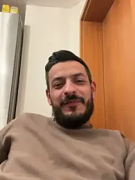 derbyo — 在 stripchat 直播的网络摄像头模特