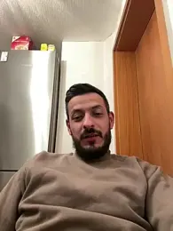 derbyo — 在 stripchat 直播的网络摄像头模特