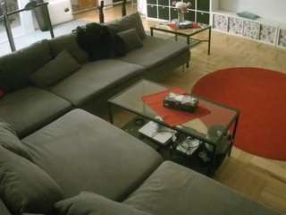 voyeurcam-julmodels-living-3 — Camsoda stream photo (May 2026)