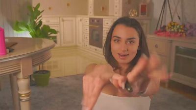 MarhtaPriester — Cam4 stream photo (Apr 2026)