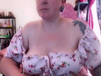 NylonQueen — bongacams