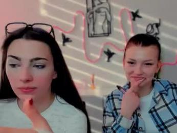 tina_golden1 — Chaturbate stream photo (Mar 2026)