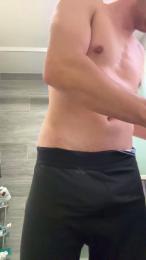 Hott_manuel — 在 cam4 直播的网络摄像头模特