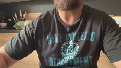 jeremy975 — Cam4 stream photo (May 2026)