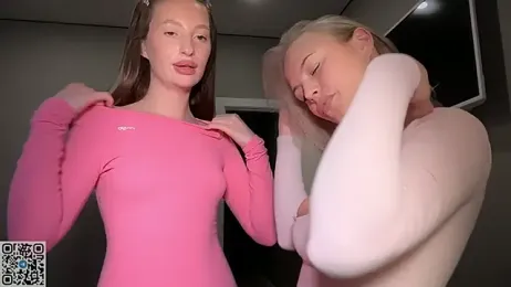 elloriah — 在 stripchat 直播的网络摄像头模特