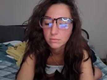 kaygraciee — 在 chaturbate 直播的网络摄像头模特