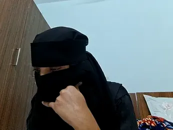 rubina003 — Stripchat stream photo (Dec 2025)