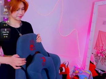 CoralineJones — 在 bongacams 直播的网络摄像头模特