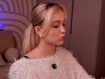 alicemelison — 在 chaturbate 直播的网络摄像头模特