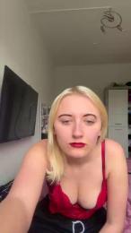 lele19_hot — 在 cam4 直播的网络摄像头模特