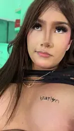 Vale_Prada — 在 stripchat 直播的网络摄像头模特