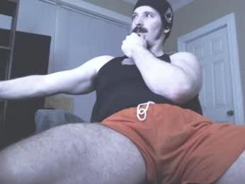 littlesumthinsumthin — Chaturbate stream photo (Apr 2026)