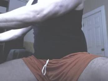 littlesumthinsumthin — Chaturbate stream photo (Apr 2026)