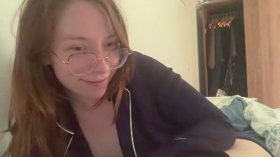 luciatelrose1 — 在 cam4 直播的网络摄像头模特
