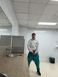 Logan_smith1 — 在 stripchat 直播的网络摄像头模特