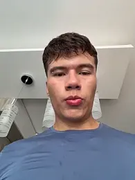 Logan_smith1 — 在 stripchat 直播的网络摄像头模特