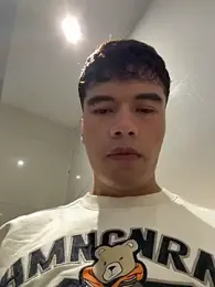 Logan_smith1 — 在 stripchat 直播的网络摄像头模特
