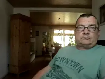 Nobbie444 — Stripchat stream photo (May 2026)