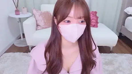 Seira__nn — 在 stripchat 直播的网络摄像头模特