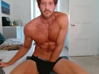 alphahung23 — 在 chaturbate 直播的网络摄像头模特