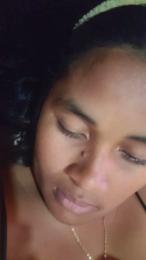 Icymi — 在 cam4 直播的网络摄像头模特