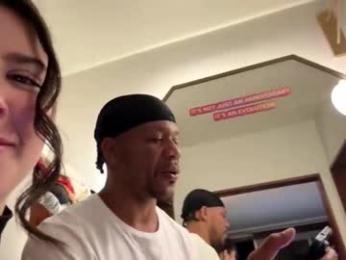 frenchava — 在 chaturbate 直播的网络摄像头模特