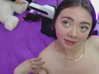 yselle_whitemoor — Chaturbate stream photo (Jul 2026)