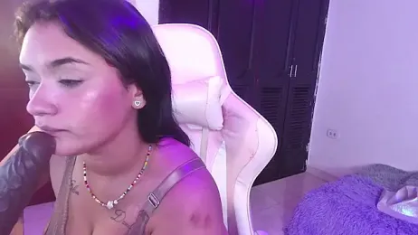 mellody_tgn — Stripchat stream photo (Apr 2025)