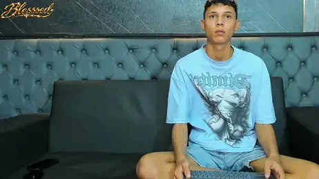im_Ralff26 — 在 stripchat 直播的网络摄像头模特