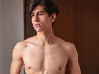 TravisThunder — 在 livejasmin 直播的网络摄像头模特