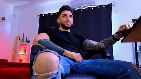 MightyAaron66 — stripchat