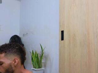 Ethan G — 在 flirt4free 直播的网络摄像头模特