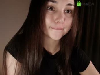 hollyextra — Chaturbate stream photo (Feb 2026)