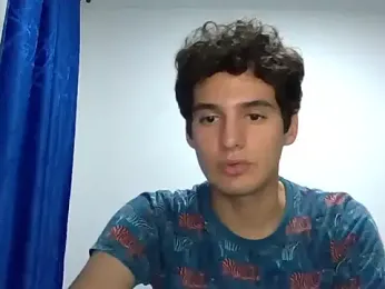 Thiagobb7 — Stripchat stream photo (Jun 2025)