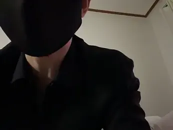 hijin_ — 在 stripchat 直播的网络摄像头模特