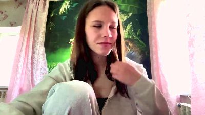 LeishaGrueber — Cam4 stream photo (Sep 2026)