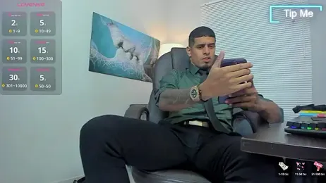 vincen_jose — 在 stripchat 直播的网络摄像头模特